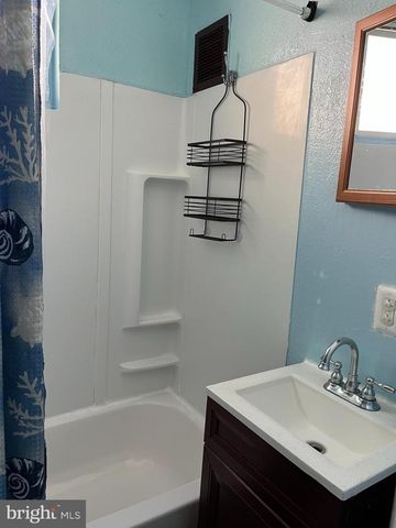 1842 E WESTMORELAND ST, Philadelphia, PA 19134