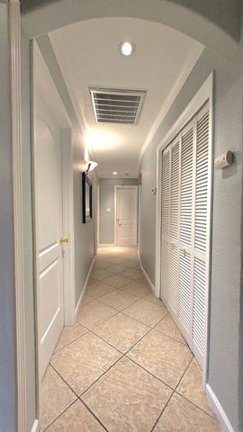 112 E Oleander Avenue, Fresno, CA 93706