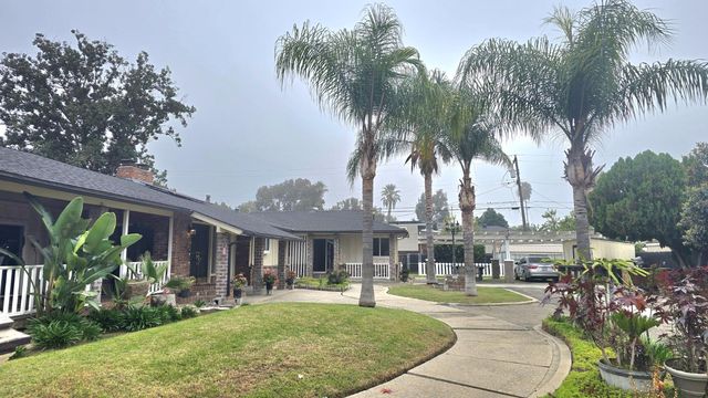 112 E Oleander Avenue, Fresno, CA 93706