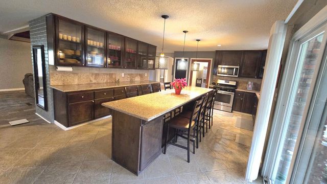 112 E Oleander Avenue, Fresno, CA 93706