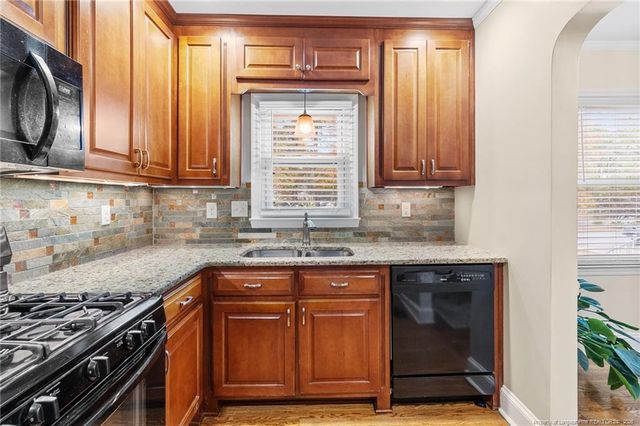 936 McKimmon Road, Fayetteville, NC 28303