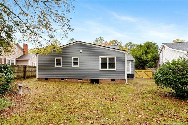 936 McKimmon Road, Fayetteville, NC 28303