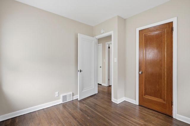 1108 Oakdale Avenue, West Saint Paul, MN 55118
