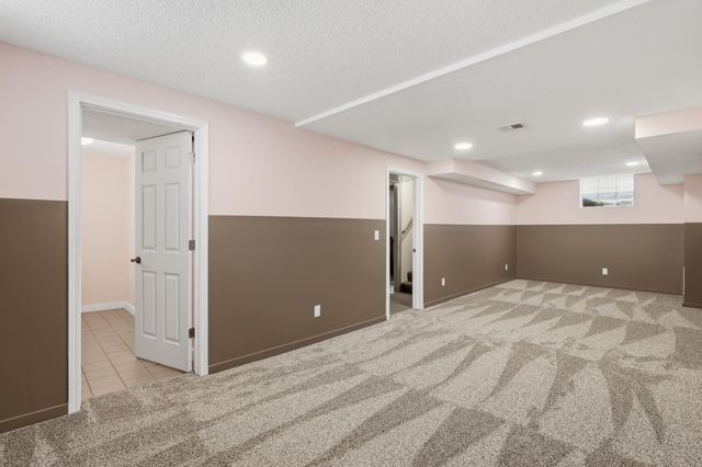 1108 Oakdale Avenue, West Saint Paul, MN 55118
