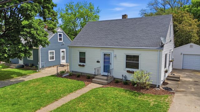 1108 Oakdale Avenue, West Saint Paul, MN 55118