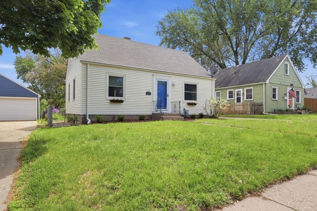 1108 Oakdale Avenue, West Saint Paul, MN 55118