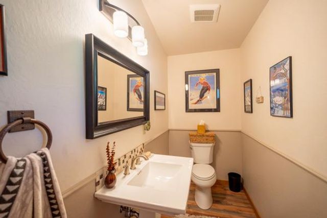 1138 Heather Dr, Murphys, CA 95247