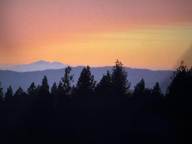 1138 Heather Dr, Murphys, CA 95247