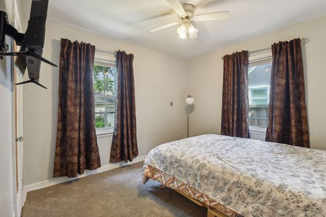 4145 Zenith Avenue N, Robbinsdale, MN 55422
