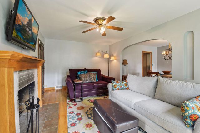 4145 Zenith Avenue N, Robbinsdale, MN 55422