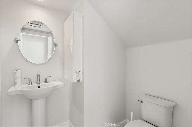 150 Barrow, Irvine, CA 92620