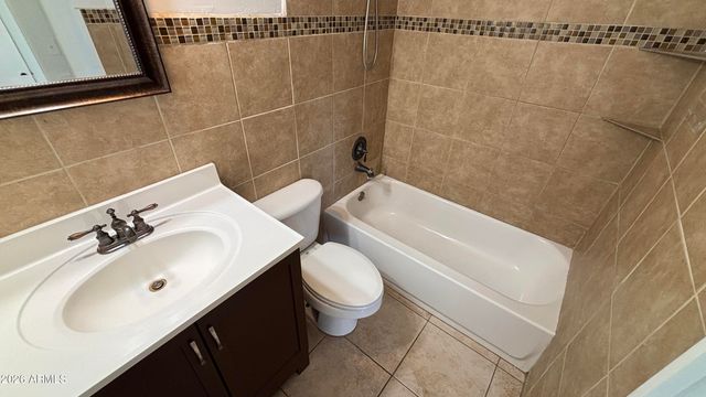 1000 W ELNA RAE Street, Tempe, AZ 85281