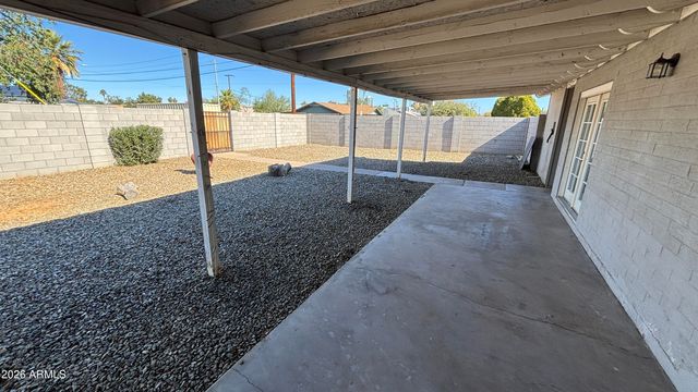 1000 W ELNA RAE Street, Tempe, AZ 85281