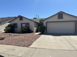 10831 W LAURIE Lane, Peoria, AZ 85345