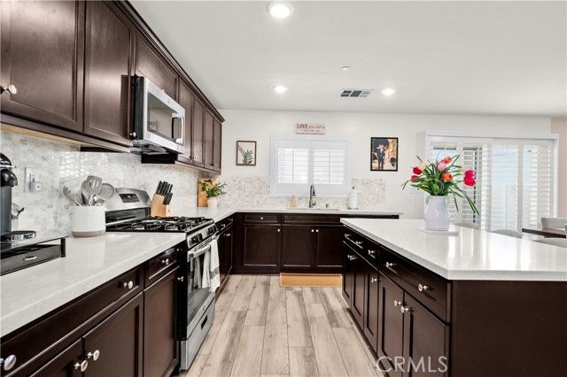 17043 Sugar Hollow Lane, Fontana, CA 92336