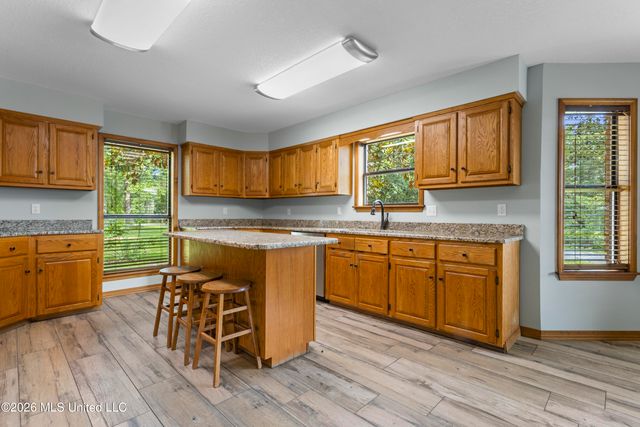 153 Pittman Road, Ocean Springs, MS 39564