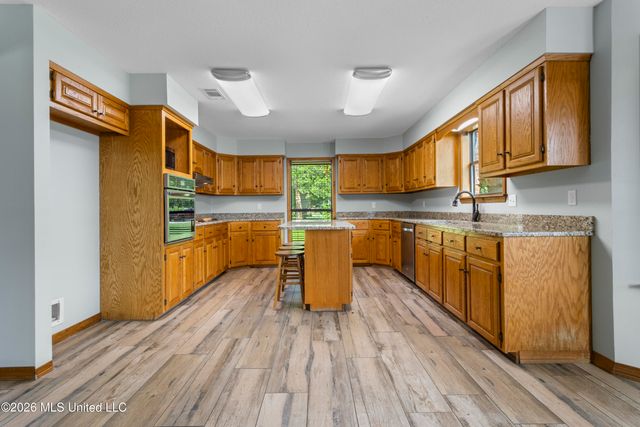 153 Pittman Road, Ocean Springs, MS 39564