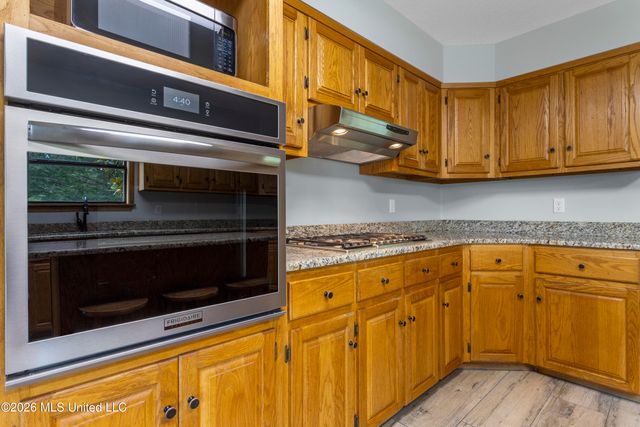 153 Pittman Road, Ocean Springs, MS 39564