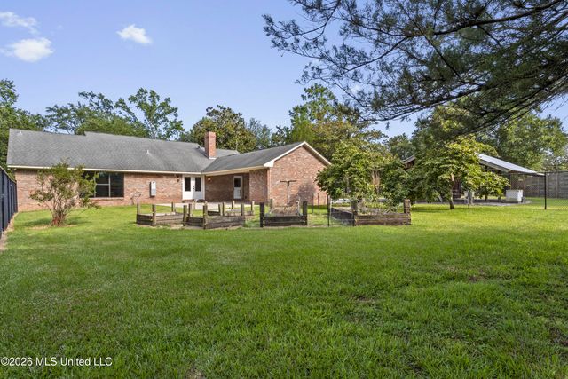153 Pittman Road, Ocean Springs, MS 39564