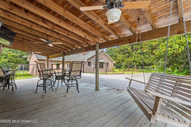 153 Pittman Road, Ocean Springs, MS 39564