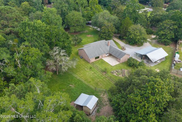 153 Pittman Road, Ocean Springs, MS 39564