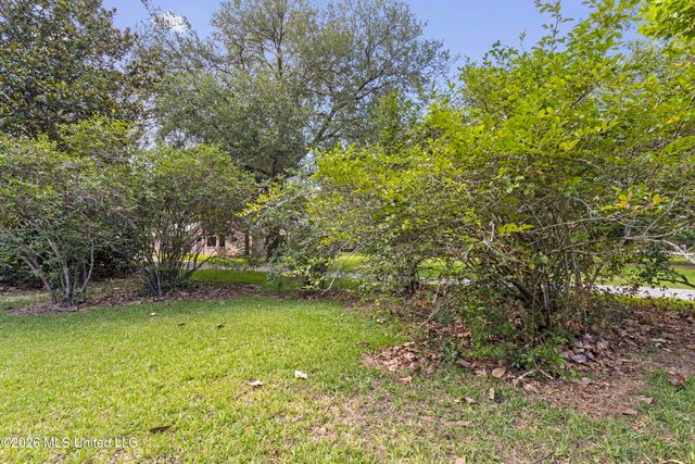 153 Pittman Road, Ocean Springs, MS 39564