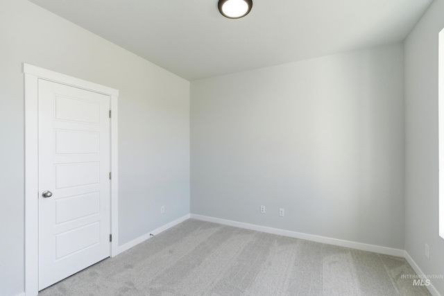 901 E Crab Springs St, Nampa, ID 83686