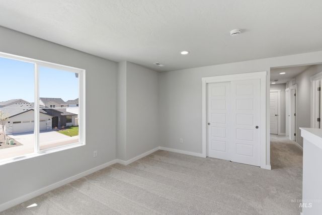 901 E Crab Springs St, Nampa, ID 83686