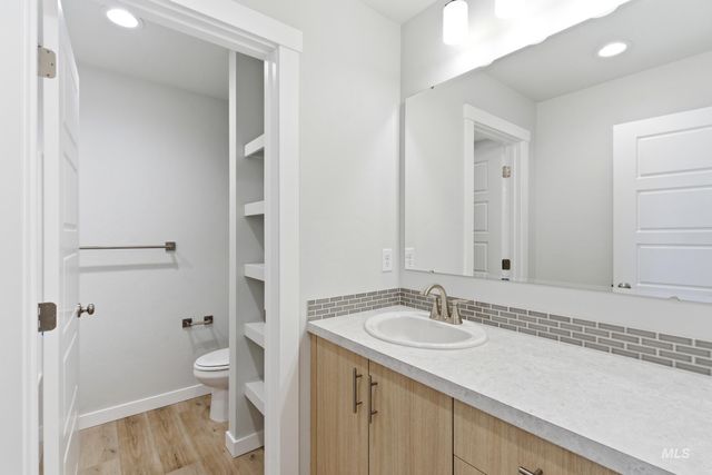 901 E Crab Springs St, Nampa, ID 83686