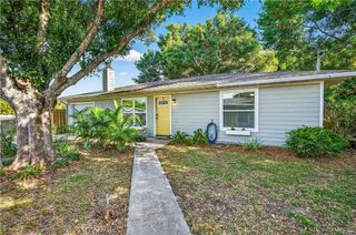 1110 10th Place, Vero Beach, FL 32960