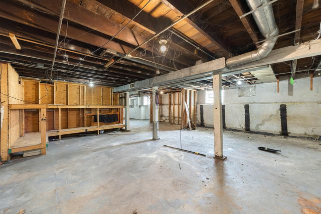 13 W 37th Street, Steger, IL 60475