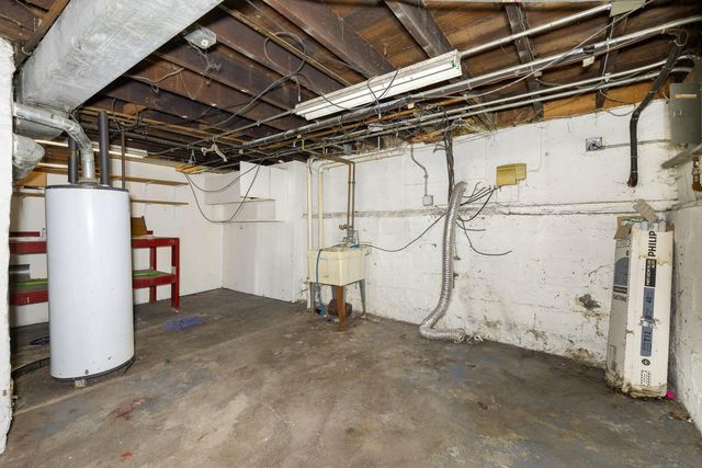 13 W 37th Street, Steger, IL 60475