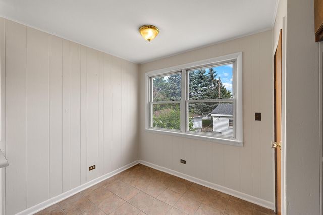 13 W 37th Street, Steger, IL 60475
