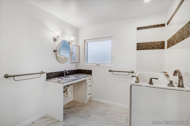 2679 Ferdinand Road, El Cajon, CA 92020