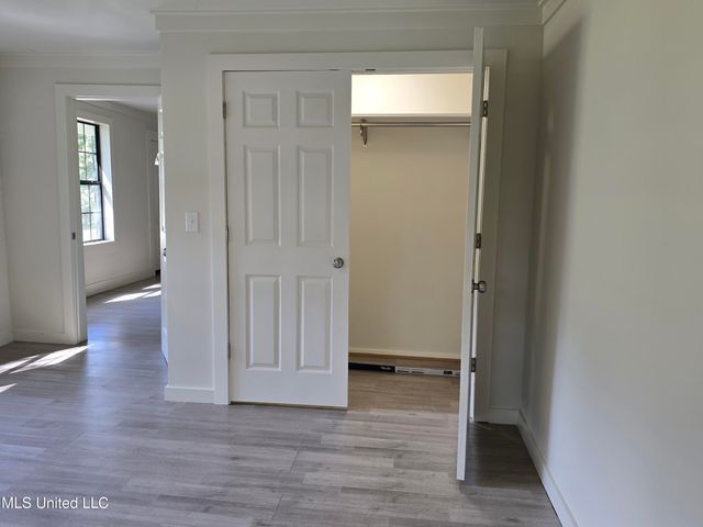 903 W Main, Senatobia, MS 38668