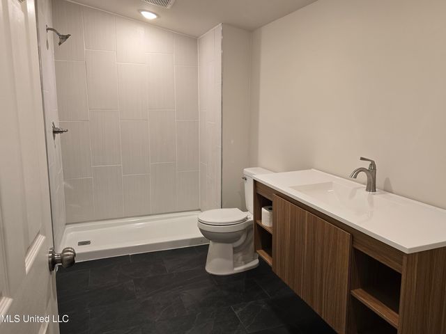 903 W Main, Senatobia, MS 38668