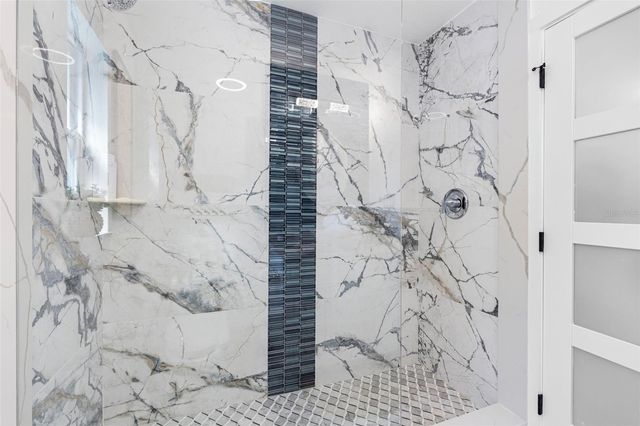 1803 LAKE CREST AVENUE, Brandon, FL 33510