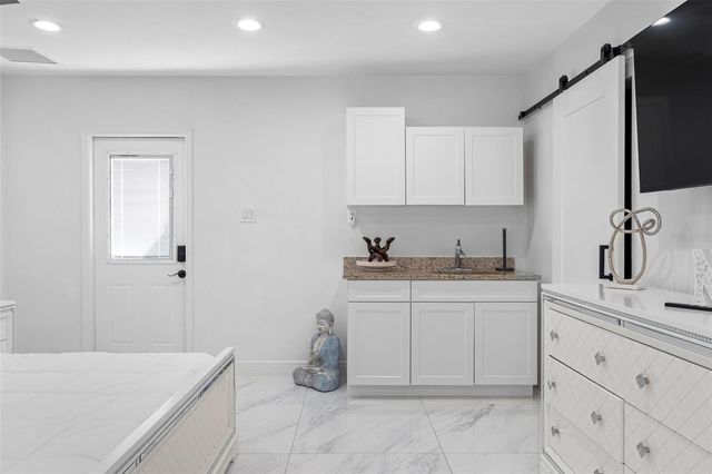 1803 LAKE CREST AVENUE, Brandon, FL 33510