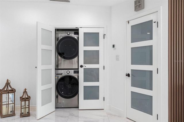 1803 LAKE CREST AVENUE, Brandon, FL 33510