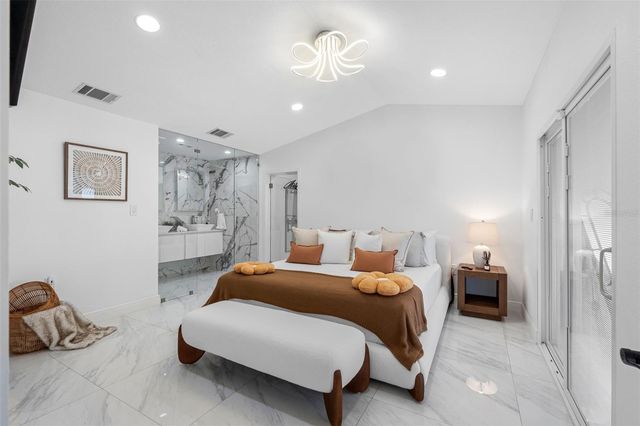 1803 LAKE CREST AVENUE, Brandon, FL 33510