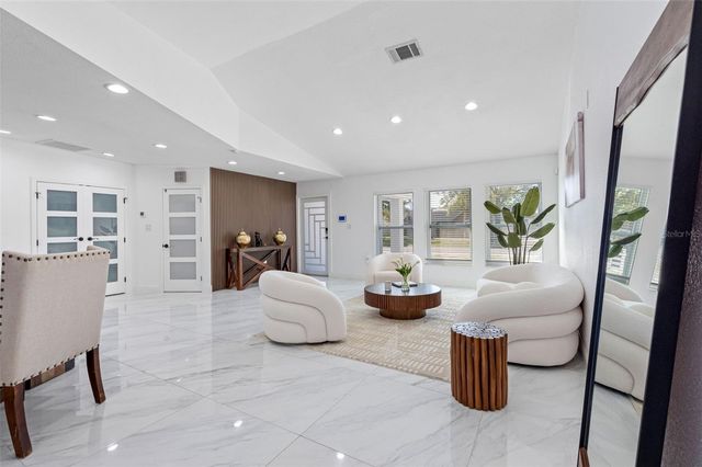 1803 LAKE CREST AVENUE, Brandon, FL 33510