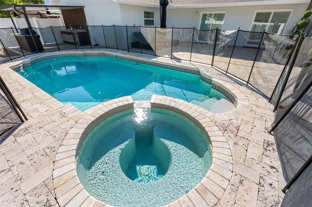 1803 LAKE CREST AVENUE, Brandon, FL 33510