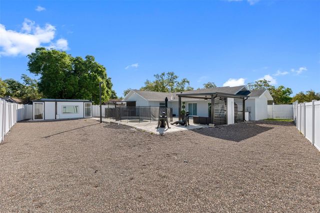 1803 LAKE CREST AVENUE, Brandon, FL 33510