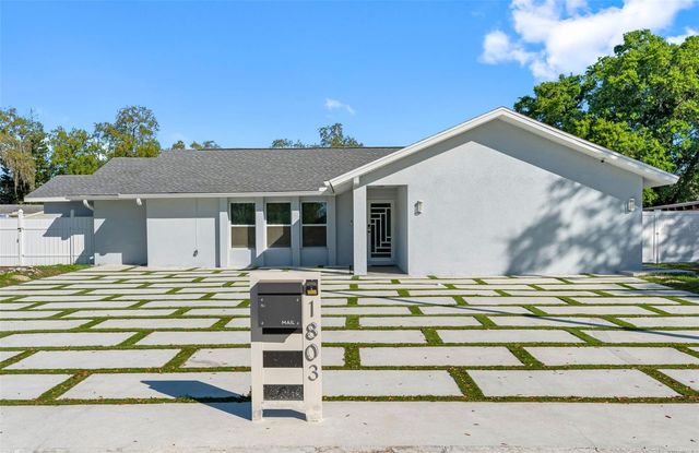 1803 LAKE CREST AVENUE, Brandon, FL 33510