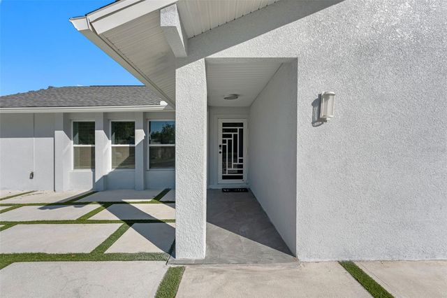 1803 LAKE CREST AVENUE, Brandon, FL 33510