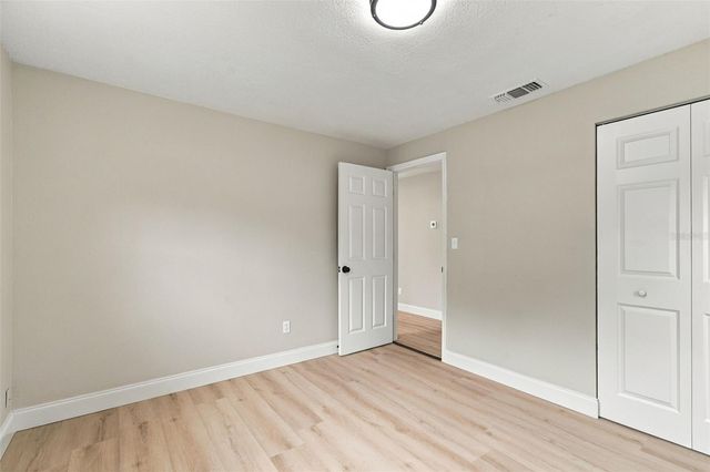 4216 N SANDALWOOD CIRCLE, Tampa, FL 33617