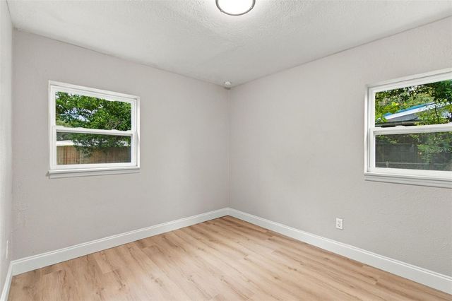 4216 N SANDALWOOD CIRCLE, Tampa, FL 33617