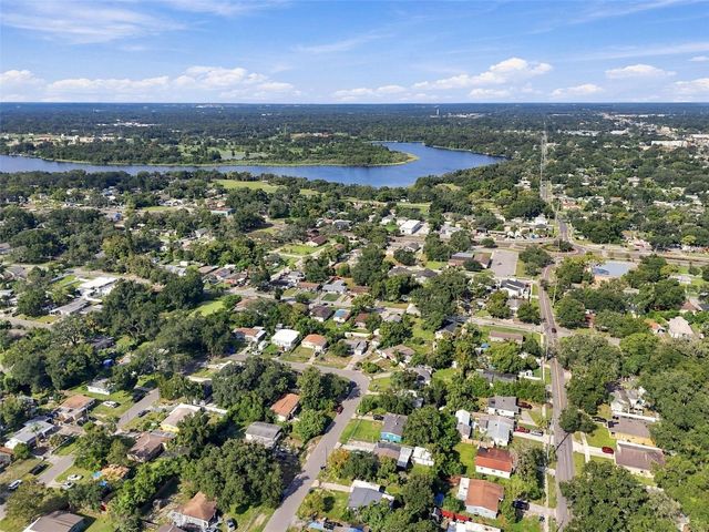 4216 N SANDALWOOD CIRCLE, Tampa, FL 33617