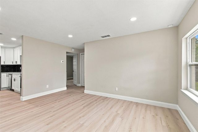4216 N SANDALWOOD CIRCLE, Tampa, FL 33617