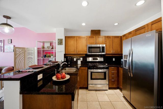 475 Redwood St 406, San Diego, CA 92103